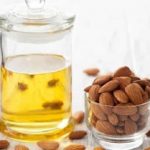 زيت لوز مر او حلو علبه